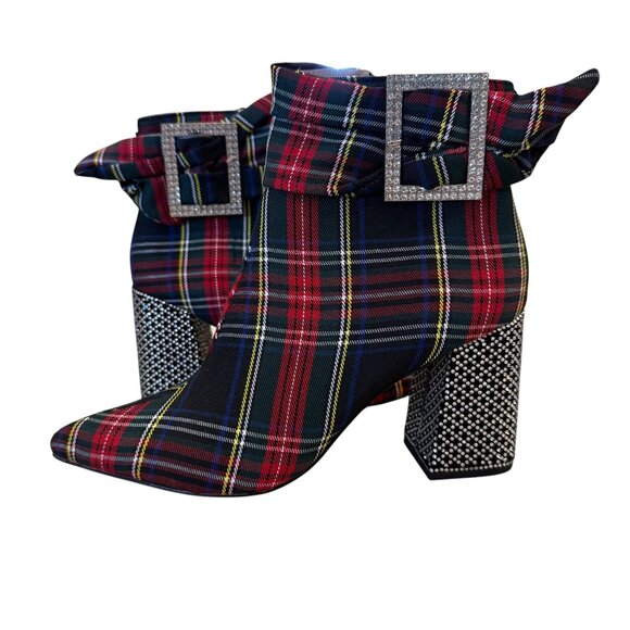 NIB Betsey Johnson Millburn Black Plaid Ankle Boot Size 7.5 - Picture 1 of 8